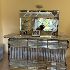 The VersaThe Versailles Bar Mirrored Luxury Bar & Displayilles Bar Mirrored Luxury Bar & Display