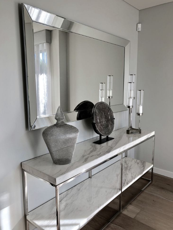 Geometric Tapered Mirrors with 3D Depth